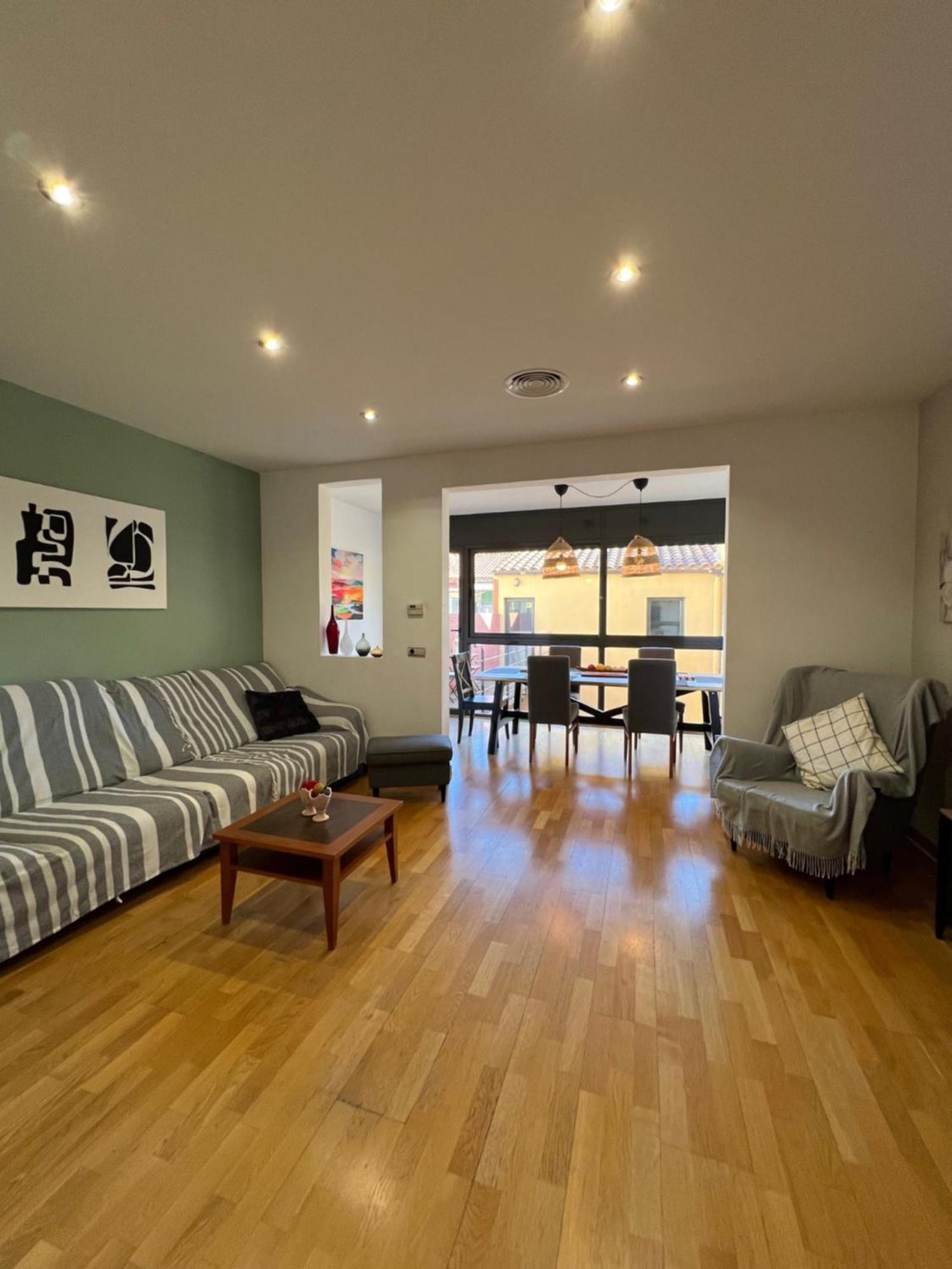 Вілла Casa Neus, Casa Cerca De Barcelona Сан-Феліу-де-Льобреґат Екстер'єр фото